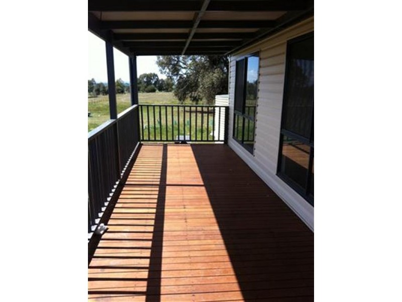 121A Moss Road, Cowra NSW 2794