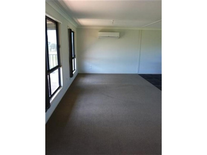 121A Moss Road, Cowra NSW 2794