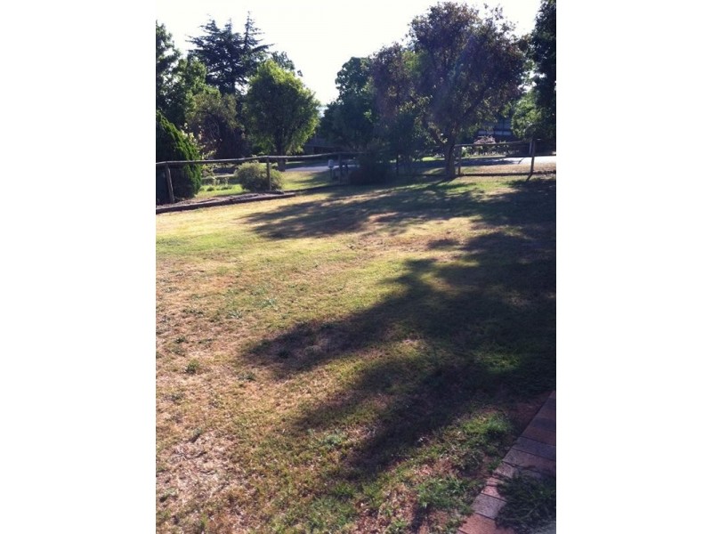 1 Kanangra Street, Cowra NSW 2794