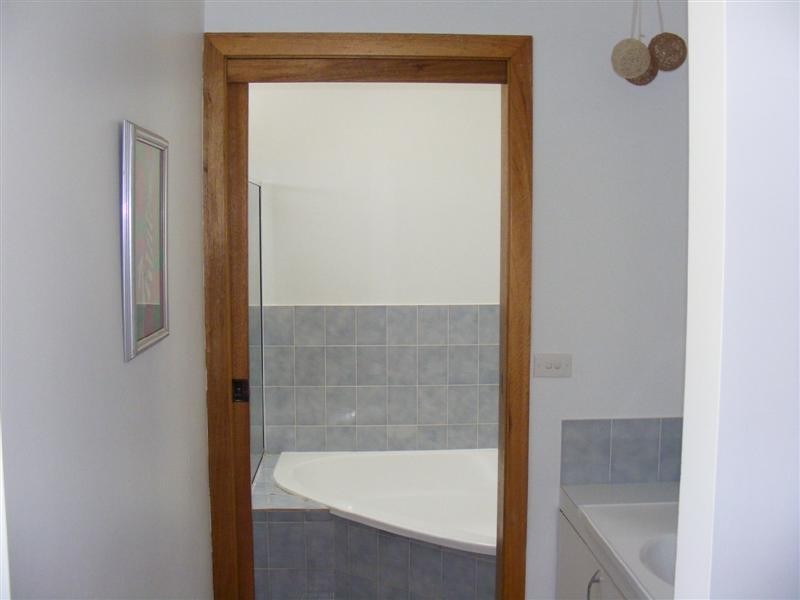 18 Cooyal Street, Cowra NSW 2794