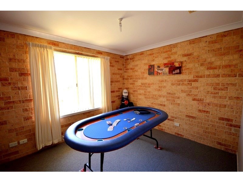 24 Evans Street, Cowra NSW 2794
