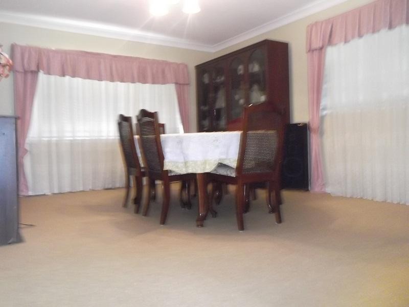 1 Chapman Street, Cowra NSW 2794