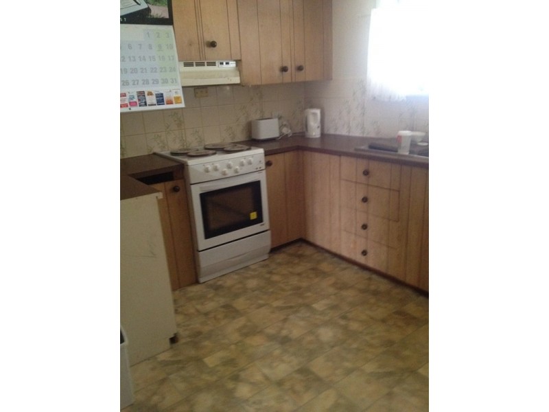 25 Lee Street, Cowra NSW 2794