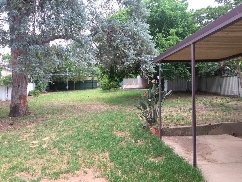 69 Lachlan Street, Cowra NSW 2794