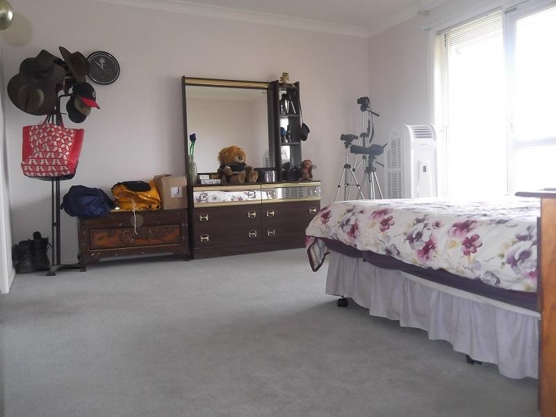 9 London Drive, Cowra NSW 2794