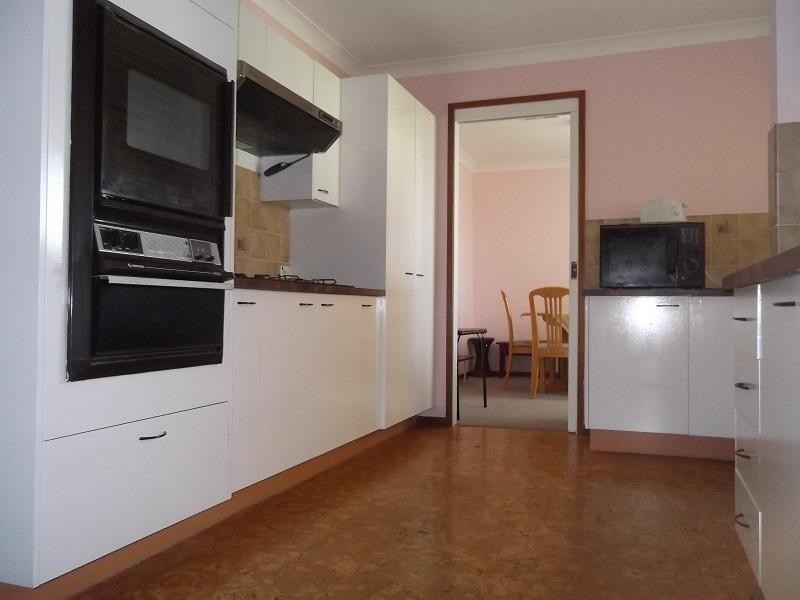 15 Argoon Street, Cowra NSW 2794