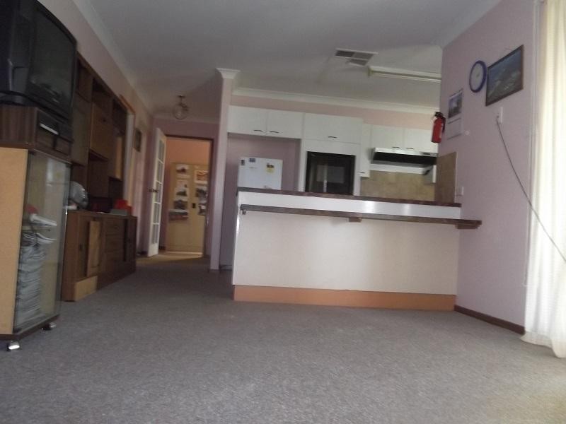 15 Argoon Street, Cowra NSW 2794