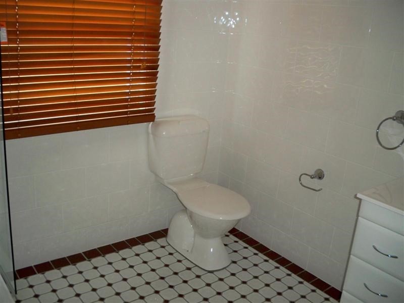 42 Liverpool Street, Cowra NSW 2794