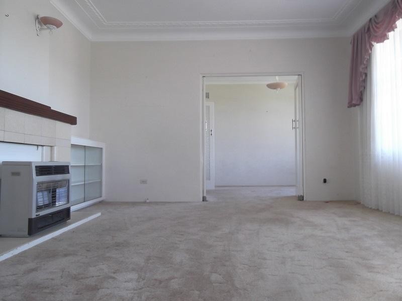 100 Liverpool Street, Cowra NSW 2794