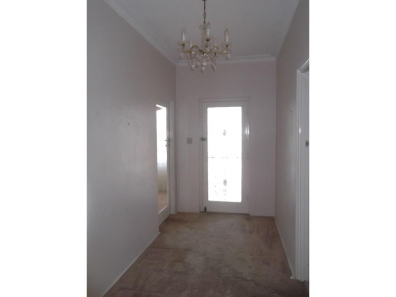 100 Liverpool Street, Cowra NSW 2794