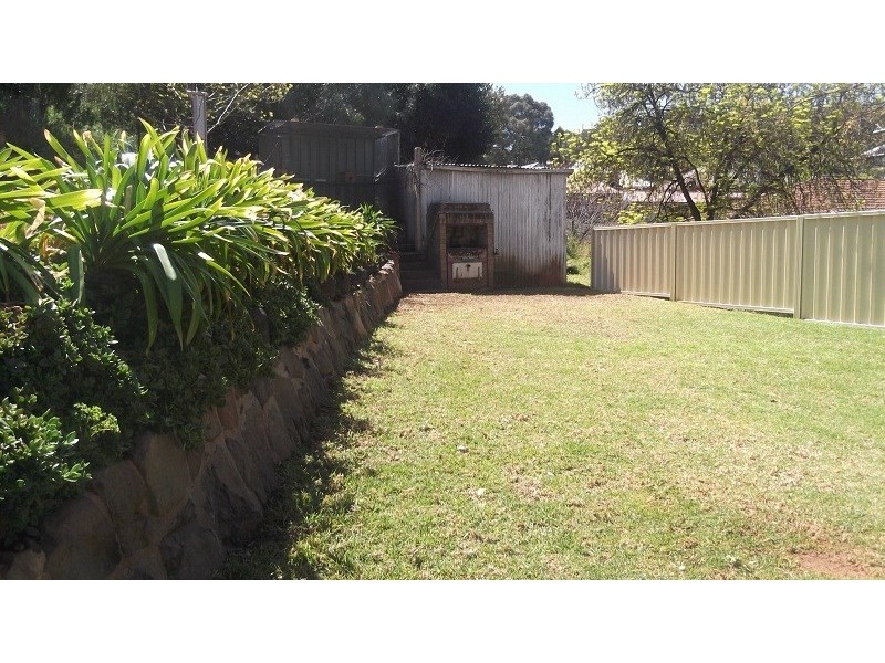22 Liverpool Street, Cowra NSW 2794
