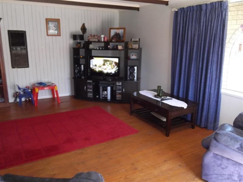 39 Hanna Street, Cowra NSW 2794