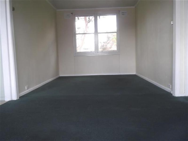 23 Dungaleer Street, Cowra NSW 2794