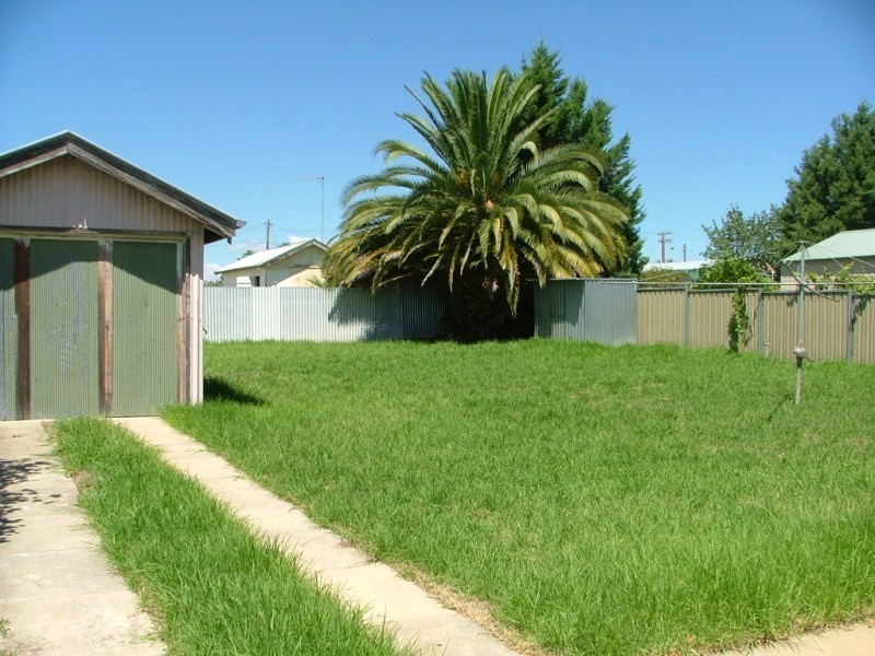 7 Dollar Street, Cowra NSW 2794