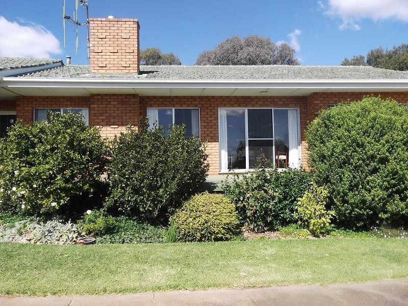 “Wanaka” 977 Reg Hailstone Way, Woodstock NSW 2793