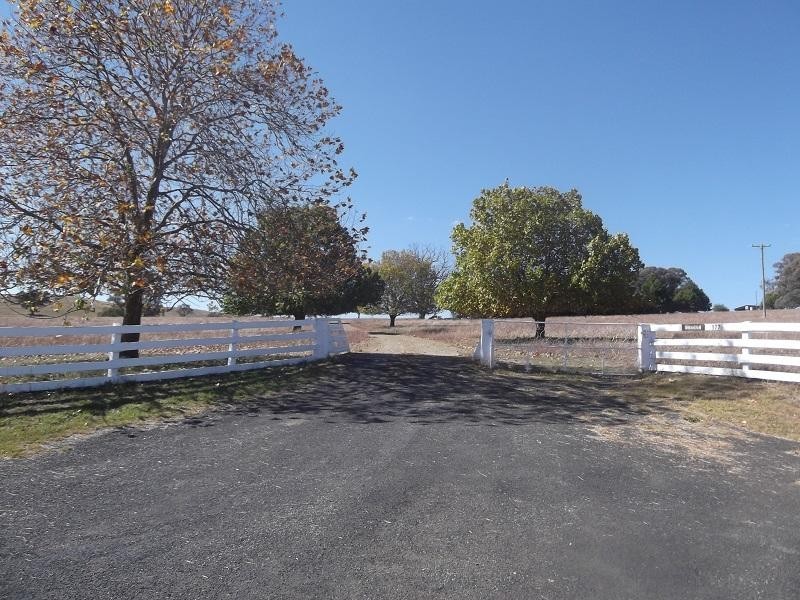 “Wanaka” 977 Reg Hailstone Way, Woodstock NSW 2793