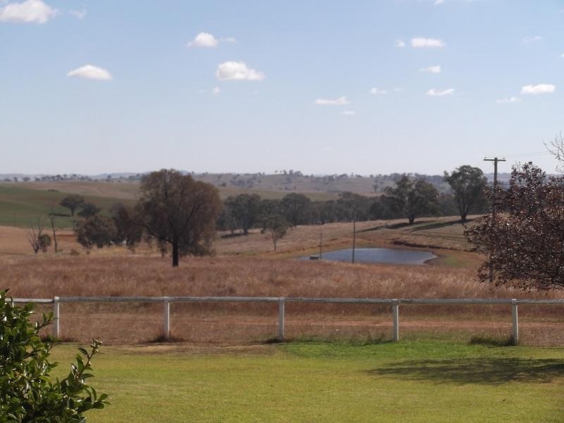 “Wanaka” 977 Reg Hailstone Way, Woodstock NSW 2793