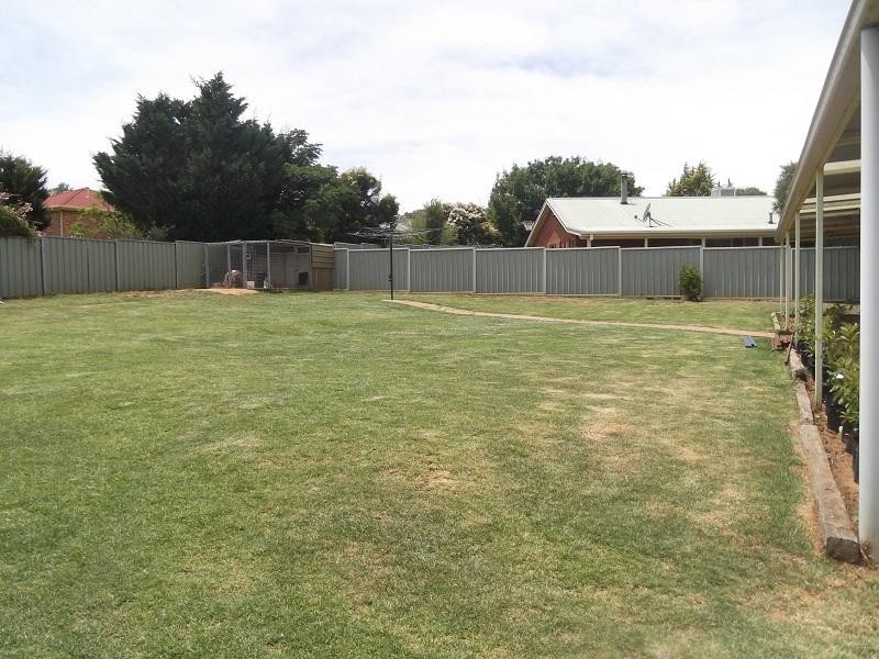 24 Evans Street, Cowra NSW 2794