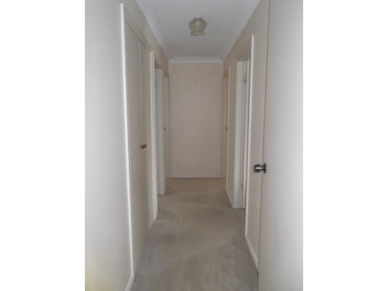 73 Taragala Street, Cowra NSW 2794