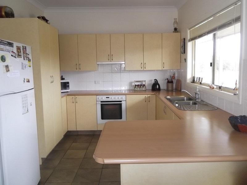 75 willowvale Road, Cowra NSW 2794