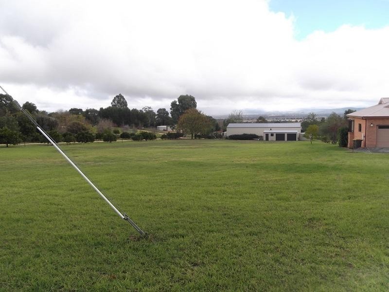 3 Gower Hardy Circuit, Cowra NSW 2794