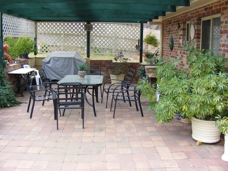 26 Keswick Street, Cowra NSW 2794