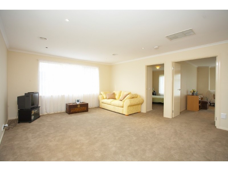 57 Salisbury Road, Ashwood VIC 3147