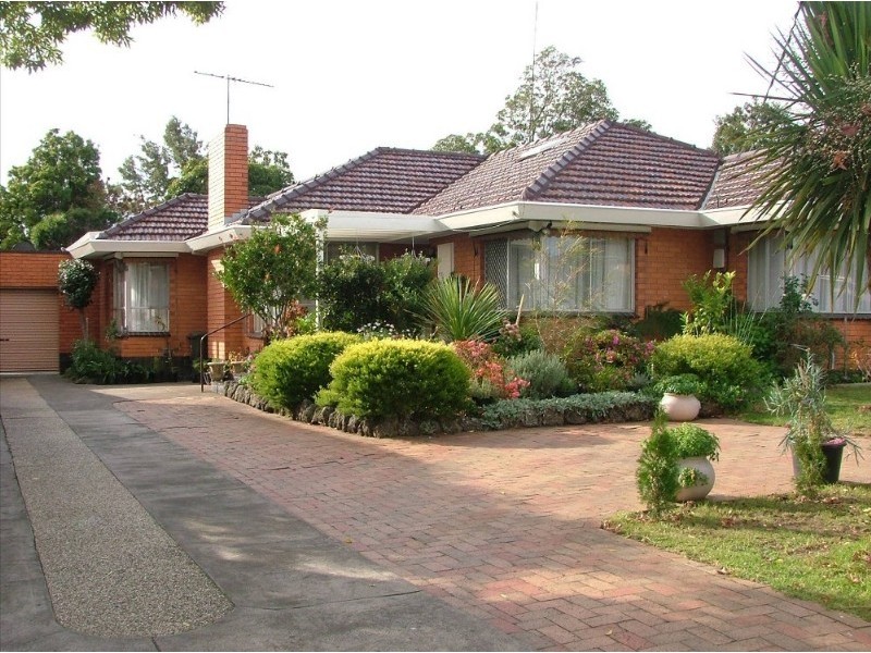 27 Oakern Street, Mount Waverley VIC 3149