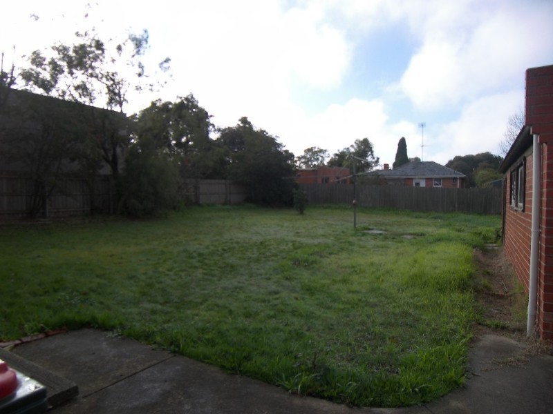 72 Leeds Road, Mount Waverley VIC 3149