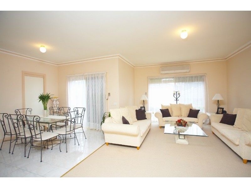 2/18 Therese Avenue, Mount Waverley VIC 3149