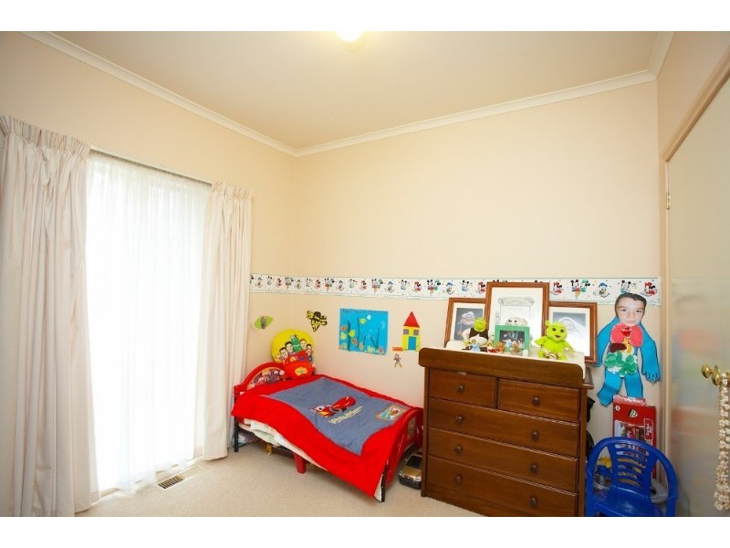 2/18 Therese Avenue, Mount Waverley VIC 3149