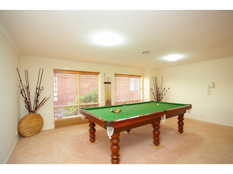 5 Clarke Place, Mount Waverley VIC 3149