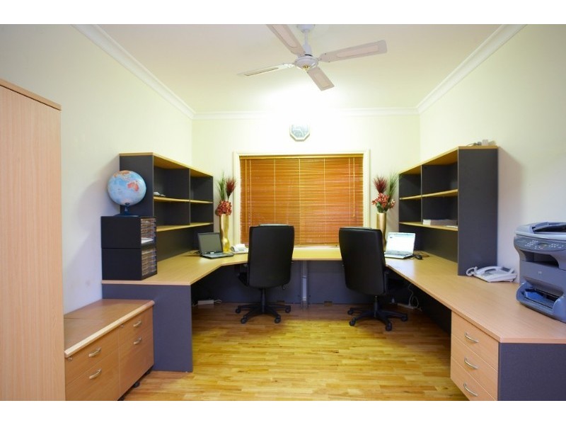 5 Clarke Place, Mount Waverley VIC 3149