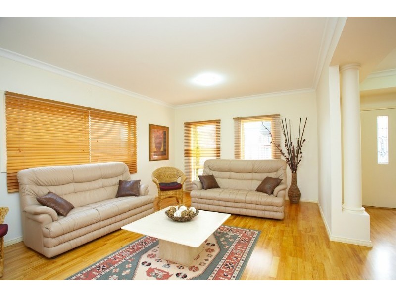 5 Clarke Place, Mount Waverley VIC 3149