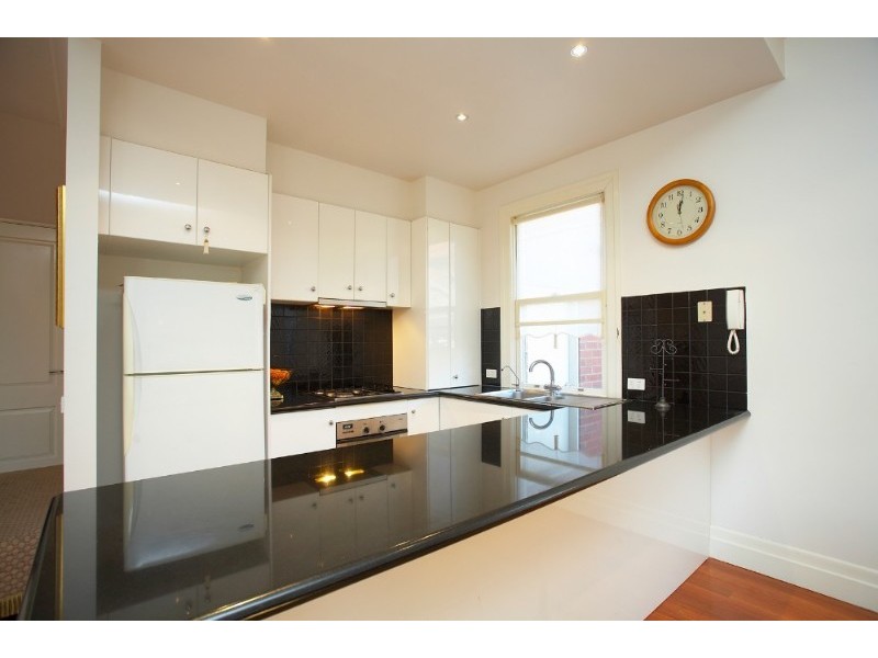 17 St Georges Avenue, Mont Albert VIC 3127