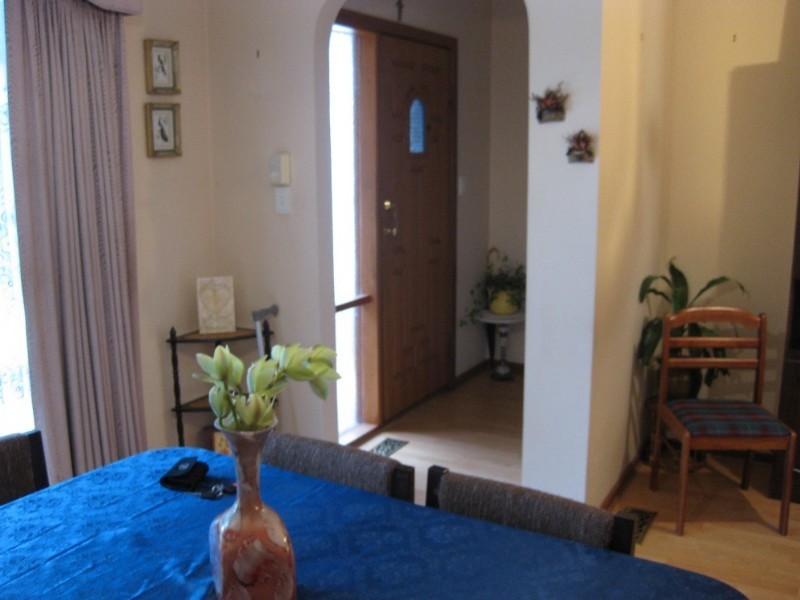 2/8 Glenview Crescent, Doncaster East VIC 3109