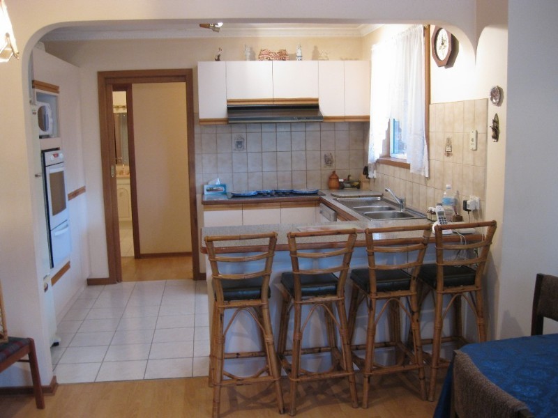 2/8 Glenview Crescent, Doncaster East VIC 3109