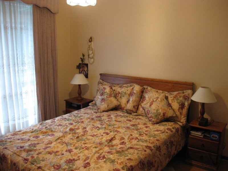 2/8 Glenview Crescent, Doncaster East VIC 3109