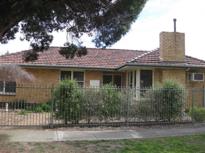 19 Irving Street, Mount Waverley VIC 3149