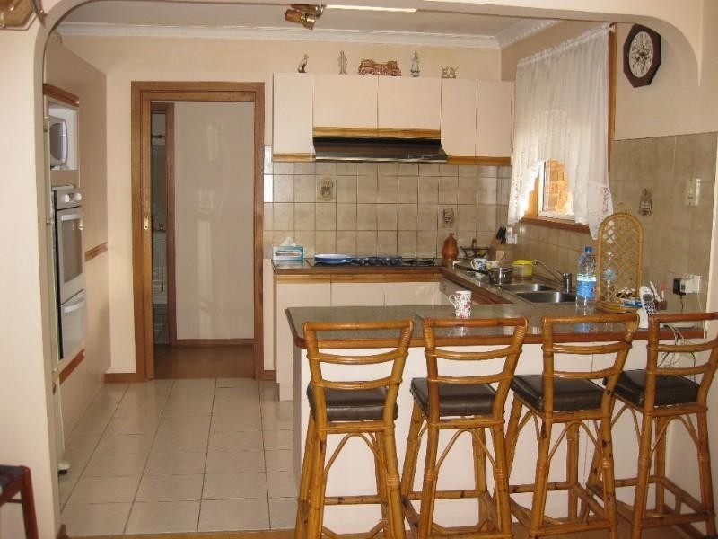 2/8 Glenview Road, Doncaster East VIC 3109