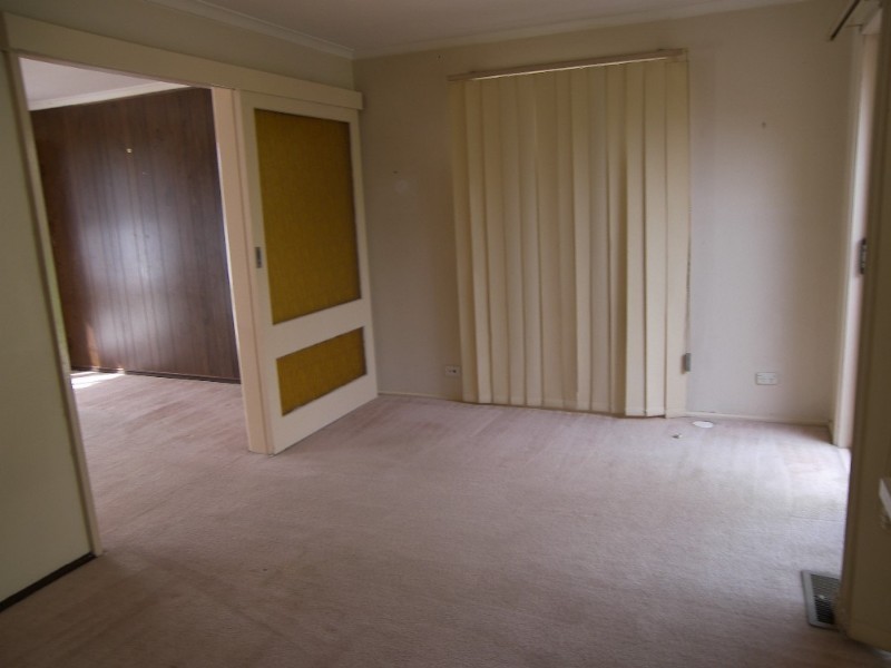 84 Tiverton Drive, Mulgrave VIC 3170