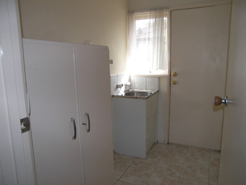 84 Tiverton Drive, Mulgrave VIC 3170