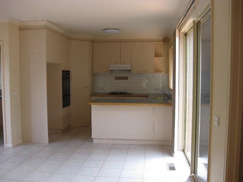 2/28 Oakern Street, Mount Waverley VIC 3149