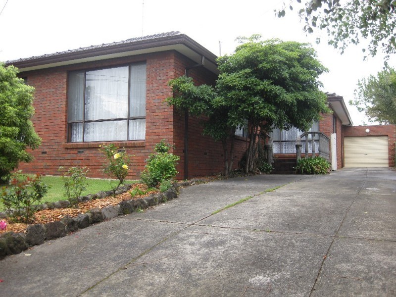 43 Bradstreet Road, Mount Waverley VIC 3149