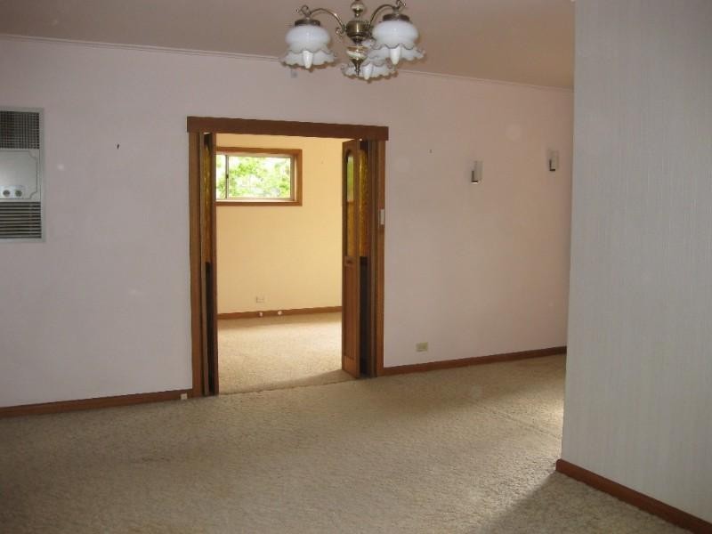 2 Oak Court, Mount Waverley VIC 3149