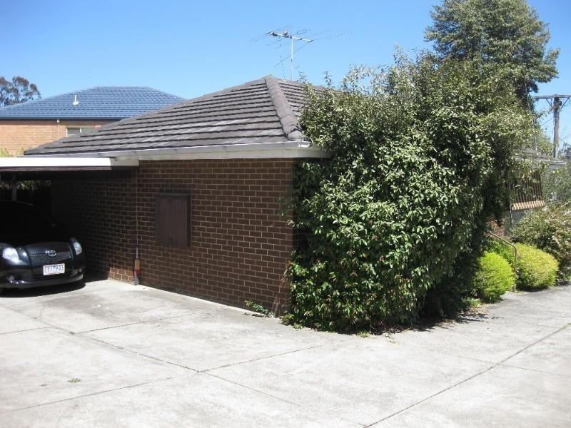 1/2 Pimm Court, Glen Waverley VIC 3150