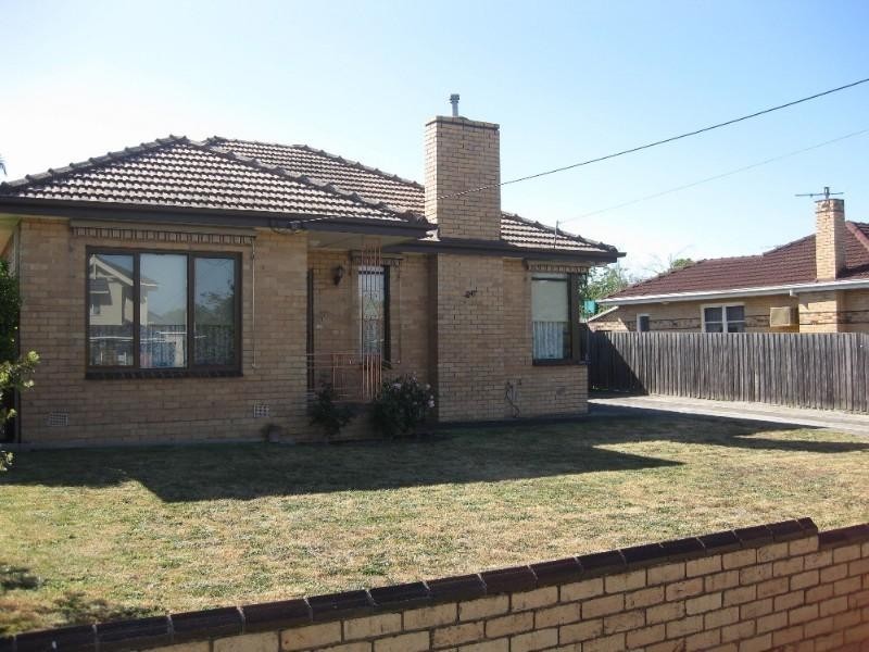 26 Glenbrook Avenue, Clayton VIC 3168