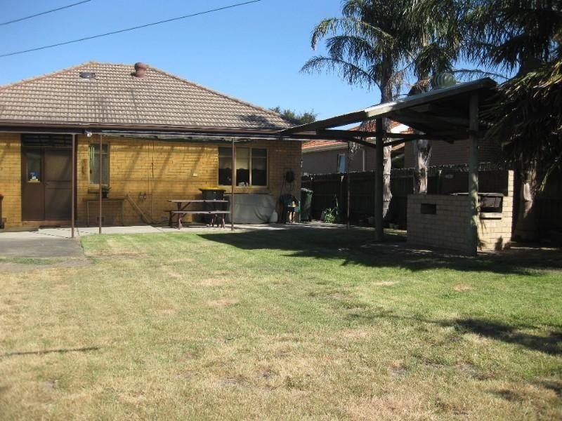 26 Glenbrook Avenue, Clayton VIC 3168