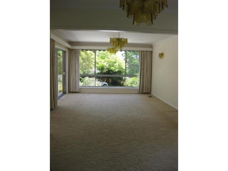 1 Oak Court, Mount Waverley VIC 3149