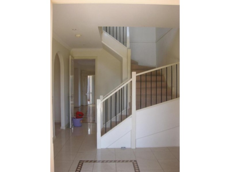 14 Huntingtower Crescent, Mount Waverley VIC 3149